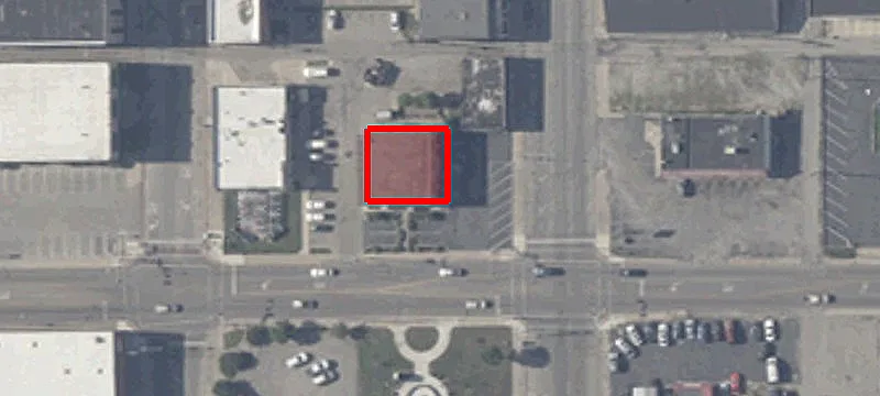 1331 Main St