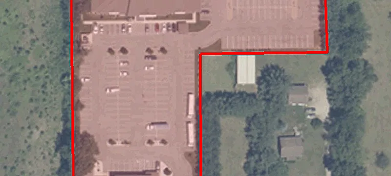 1220 Douglas Rd