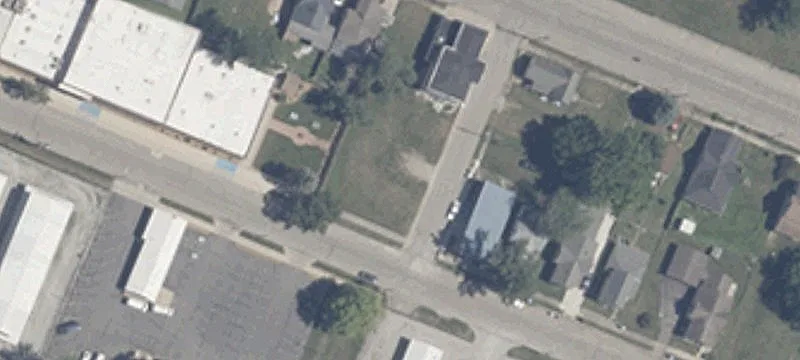 Woodlawn Ave