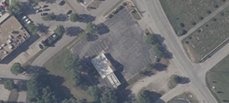 392 Indiana Ave