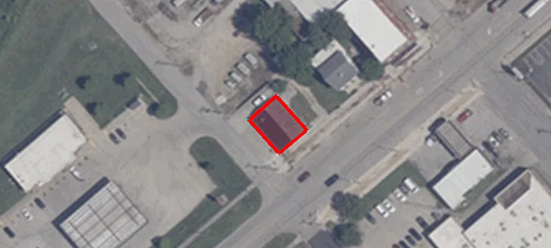 400 Main St