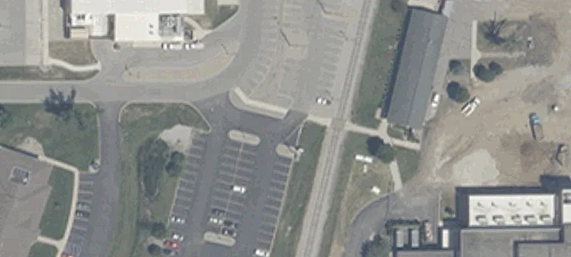 Maumee St