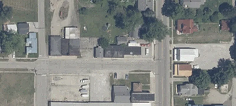 100 Race St