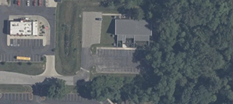 1923 Chester Blvd