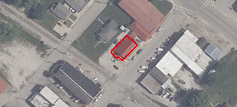 301 Main St