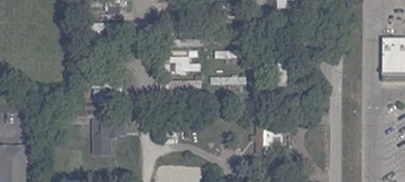300 Nixon St