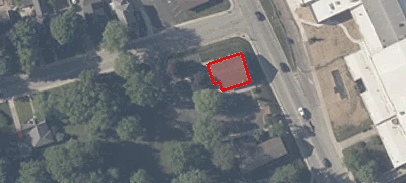 1 Logan St