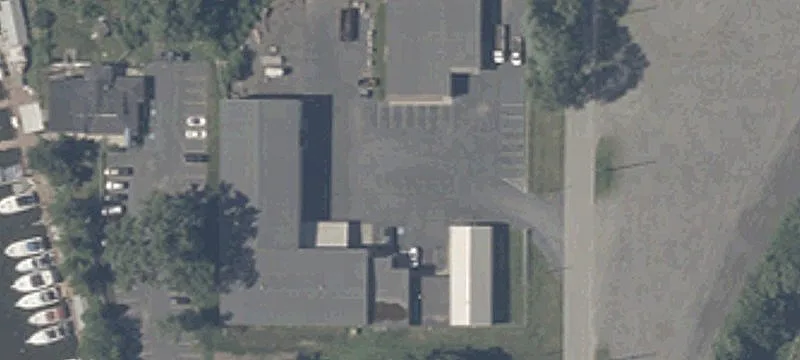 1210 Crisman Rd