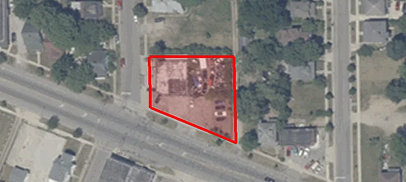 1323 Lincoln W Way