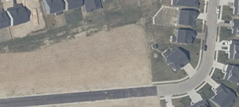 2740 Grayber Ln
