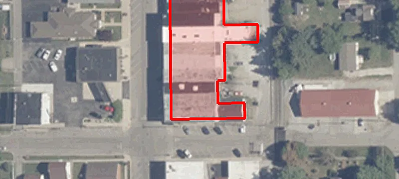 132 Main St