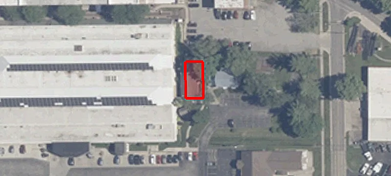 1100 Chicago Ave