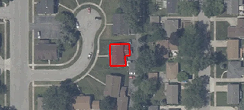 121 35th Ct