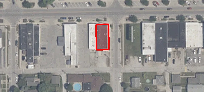 301 Main St