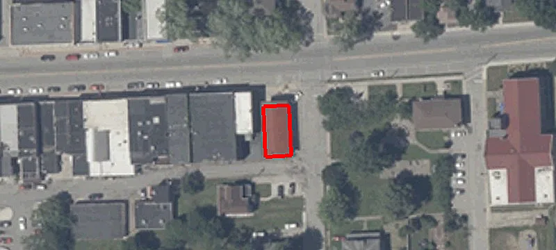 512 Commercial Ave