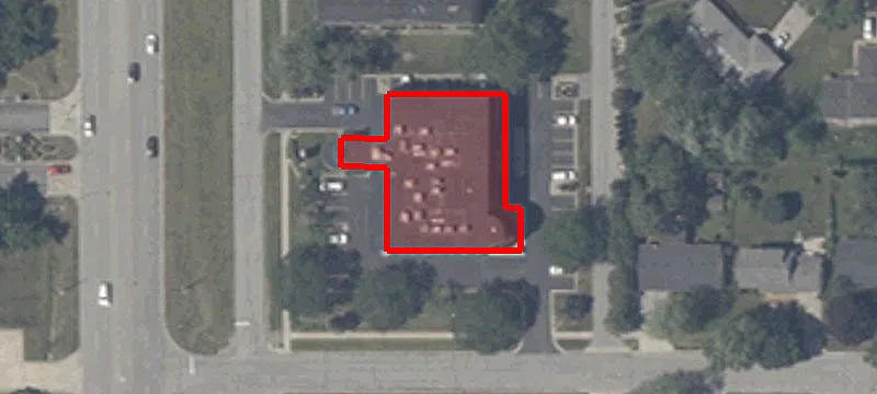 2100 Main St