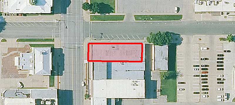 724 Main St