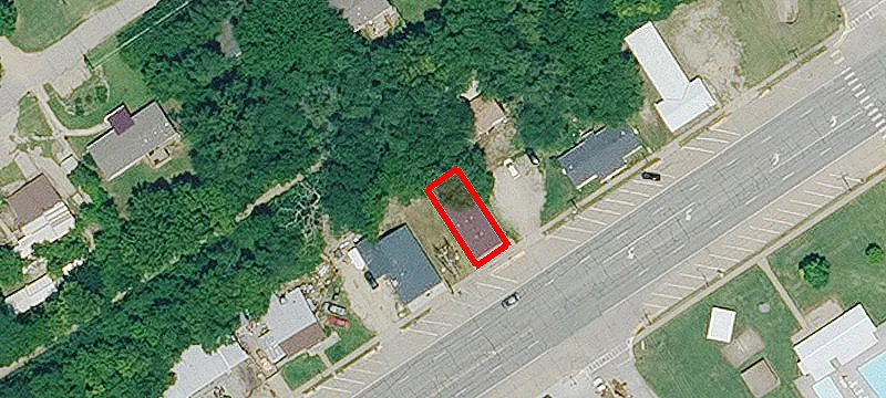 411 Riley Ave