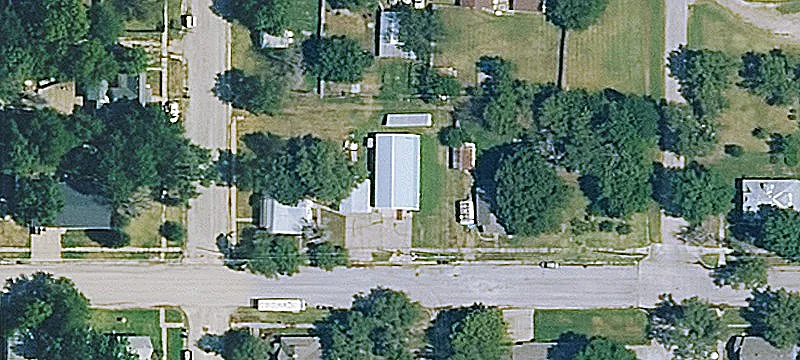 212 Center St