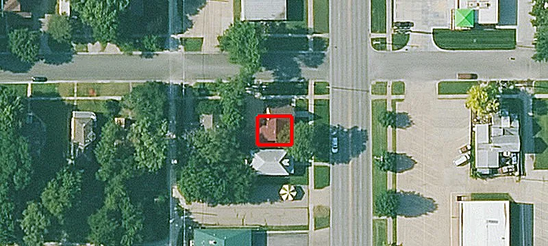 1025 Main St
