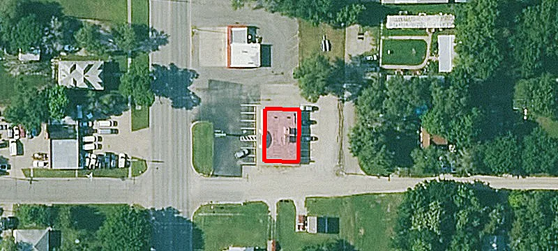 1700 Main St