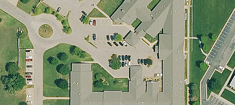 901 Lakepoint Dr