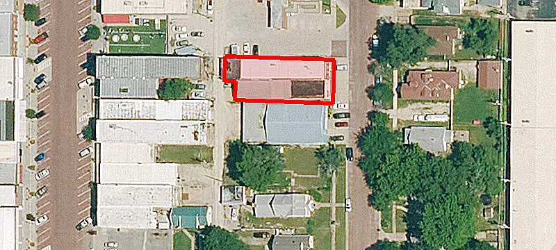 413 School St