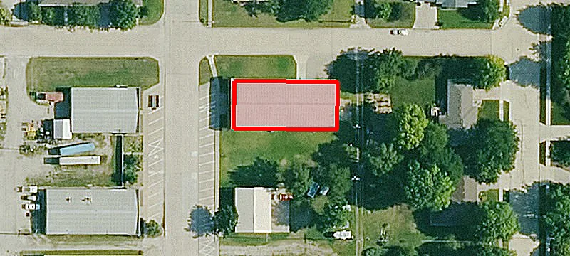 320 Main St
