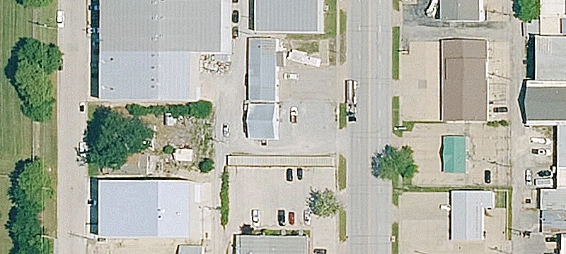 421 Walnut St