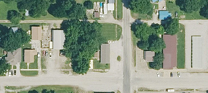 102 Ctr Ave