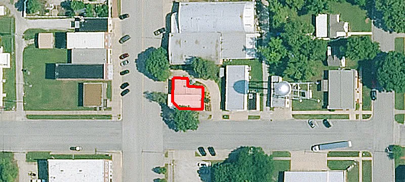 126 Main St