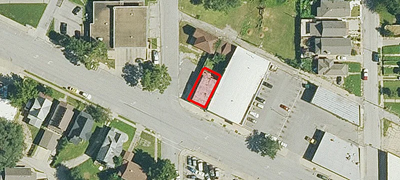 1042 Central Ave