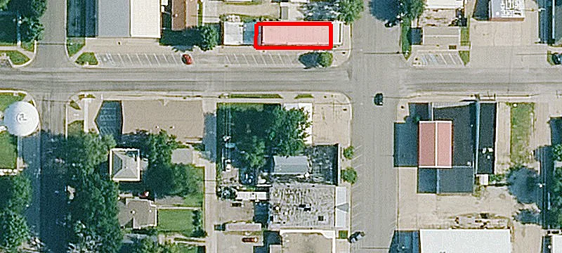 439 Commercial Ave