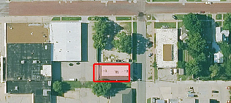 311 Oak St