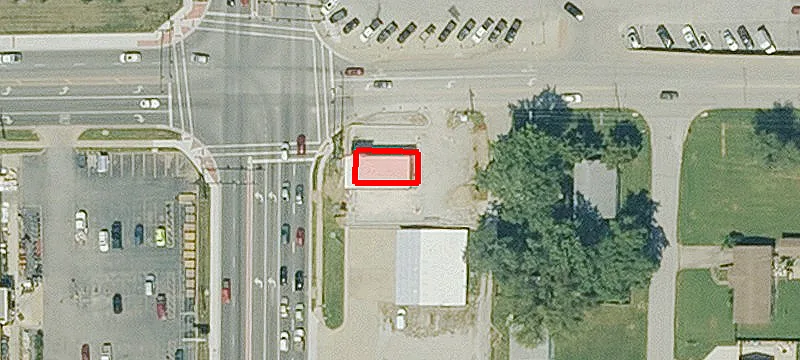 1114 Main St