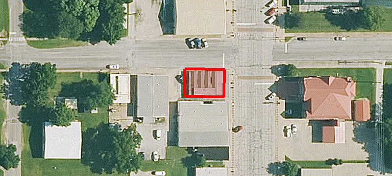 201 Main St