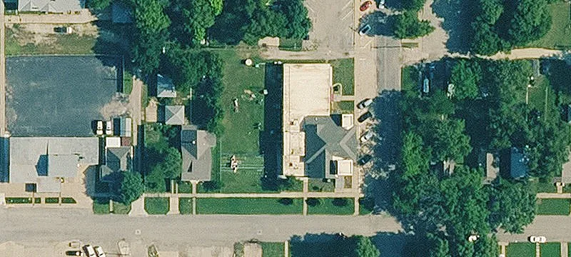 121 5th St