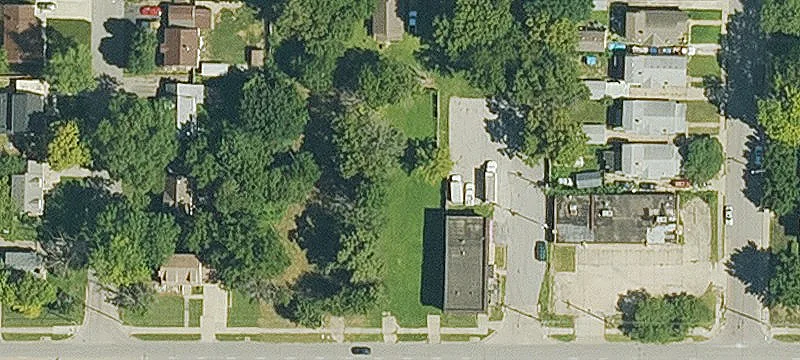 3304 Parallel Pkwy