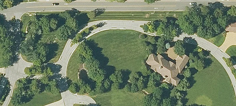 8309 Maplewood Ln