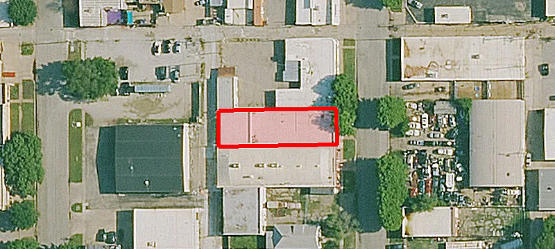 121 Pattie Ave