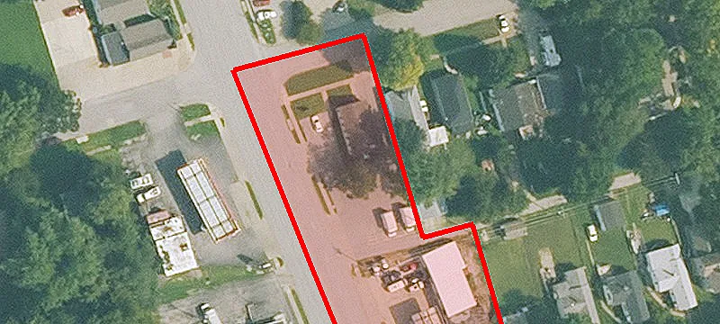 323 Elm St