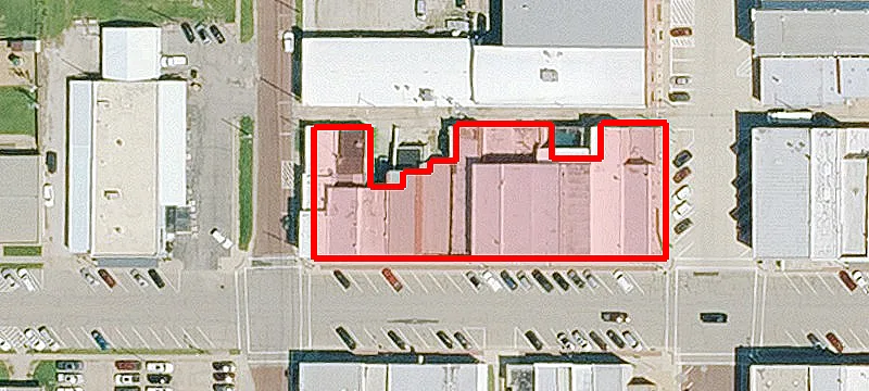1018 Main St