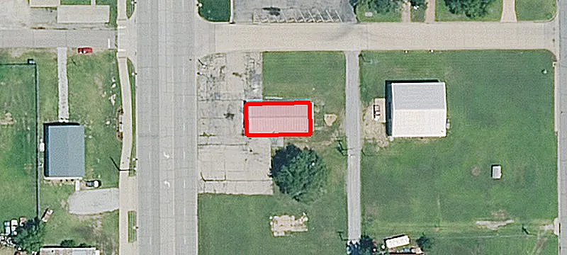 100 Main St