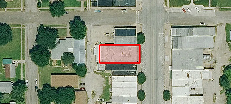 132 Main St