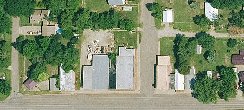 300 Main St