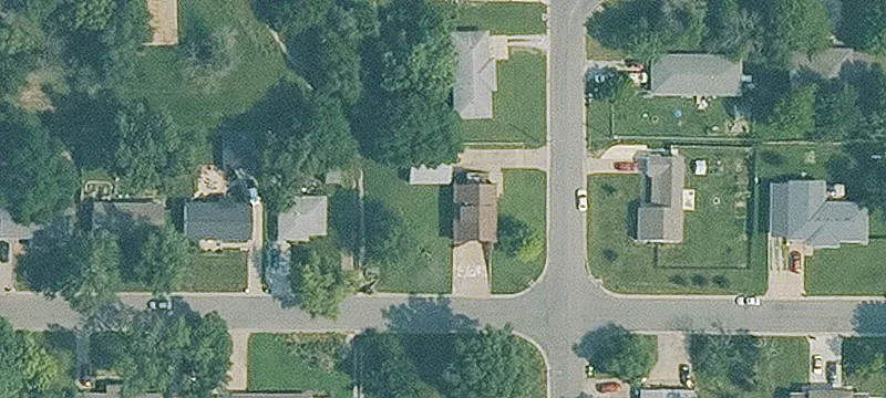 202 White Dr