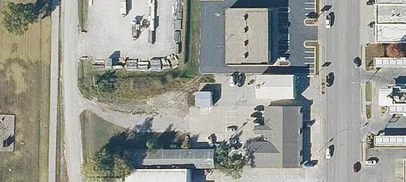 1532 Main St