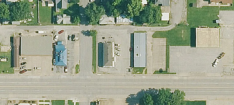 2325 Main St