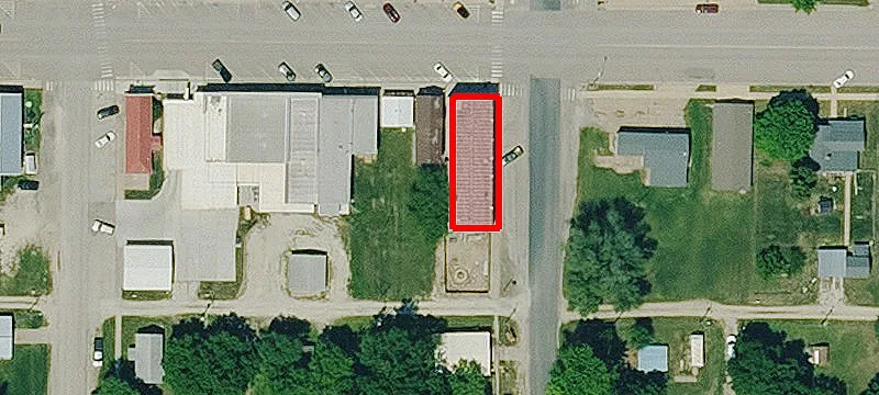319 Main St
