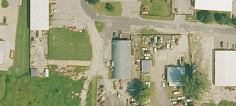 11605 Kaw Dr